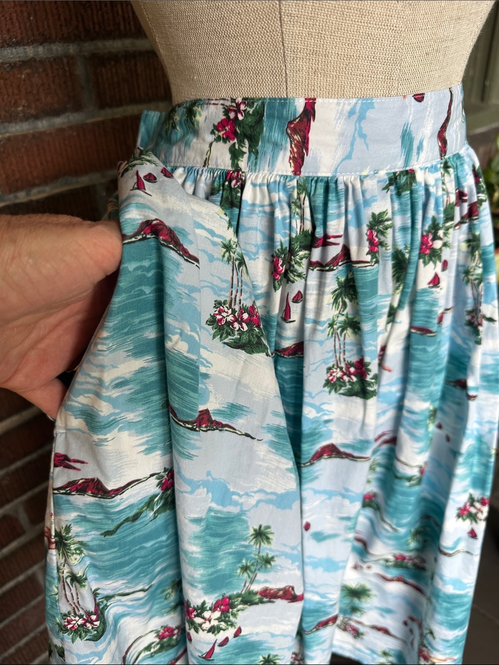 Hell Bunny Nissi 50”s retro aqua tropical cotton print skirt/pockets. Sz Small - Picture 6 of 12